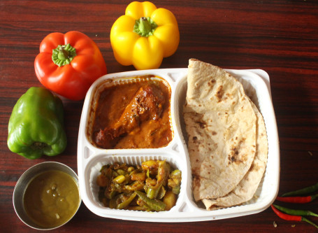 Plain Roti With Chicken Curry