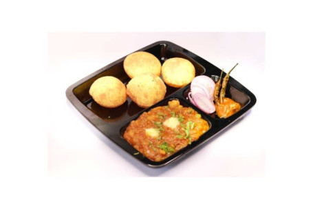 Club Kachori (4 Pcs) With Sabzi