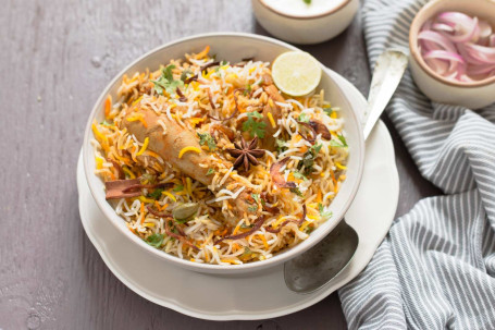 Chicken Kolkata Dum Biryani( Half)