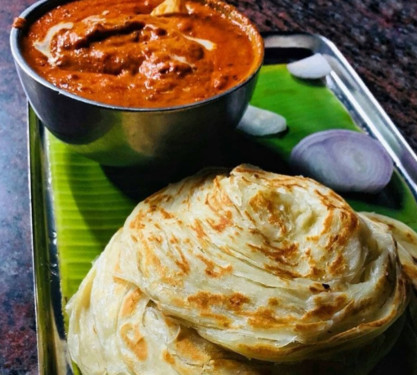 Laccha Paratha And Chicken Masala Gravy