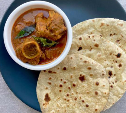 Roti [4 Pieces] Mutton Curry [3 Pieces]