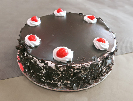 Black Forest Pastry Cake (700 Gms)