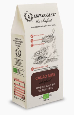 Superfood cacao nibs
