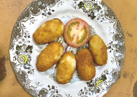 Croquetas de jam oacute;n ib eacute;rico, CASERAS