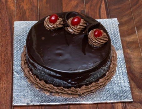 Chocolate Fantacy Cake (1 Kg)