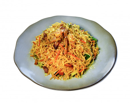 Singaporean Rice Vermicelli With Pork Shrimp Spicy