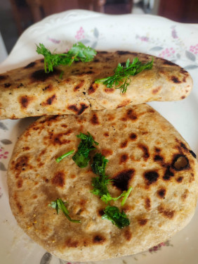 Masala Sattu Paratha