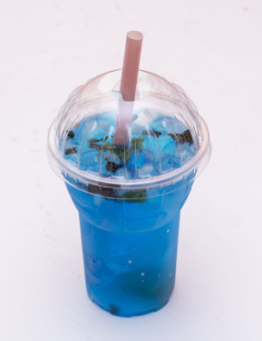 Vanilla Blue Mocktail