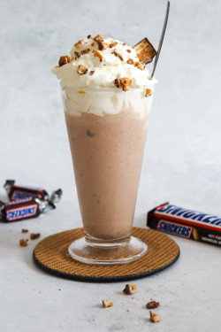 Snikers Thick Shake