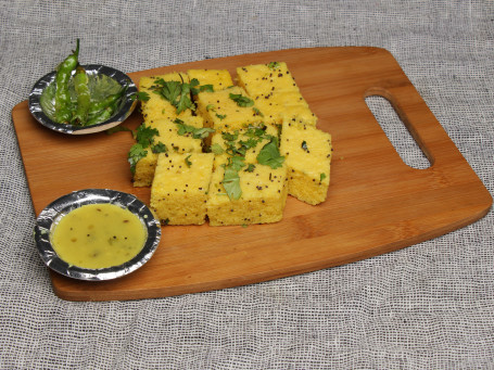 Vagharela Khaman (250 Grm)