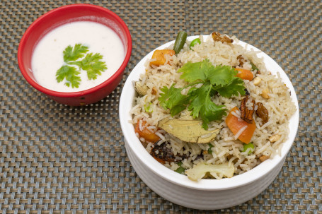 Kashmiri Pulav Kadhi