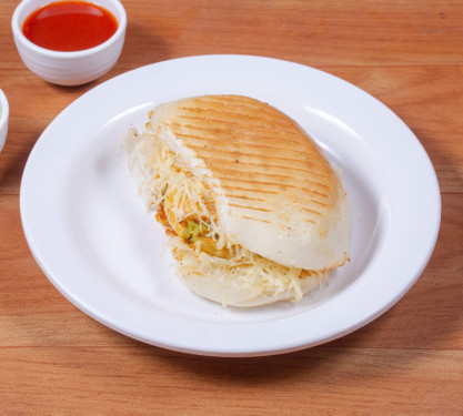 Cheese Grill Vadapav (Medium Spicy (Served With Onions Sauce