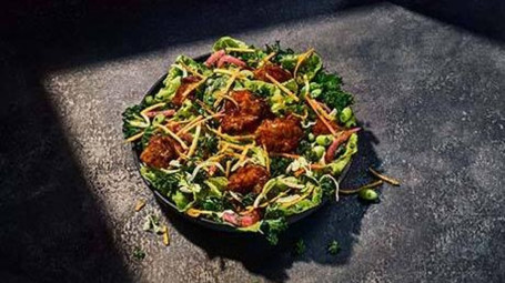 Salată Crocantă Asiatică Cu Jumătate De Citrice Cu Pui
