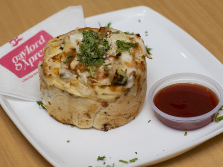 Stuffed Bun Paneer