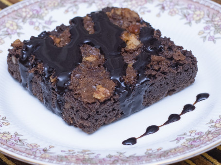 Brownie Plus Choco Sauce