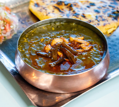 Tadkewale Palak Makai Ki Roti