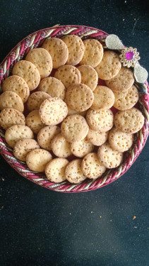 Ajwain Biscuit (200 Gms)