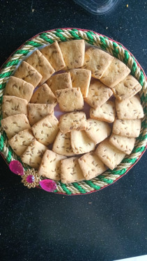 Namkeen Jeera Biscuit (250 Gms)