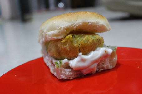 Swaminarayan Mayo Vadapav