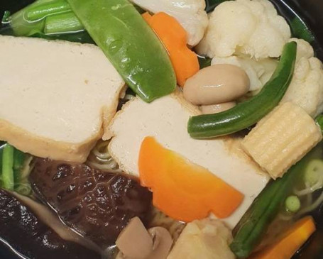 Mixed Vegetables Tofu Noodle Soup