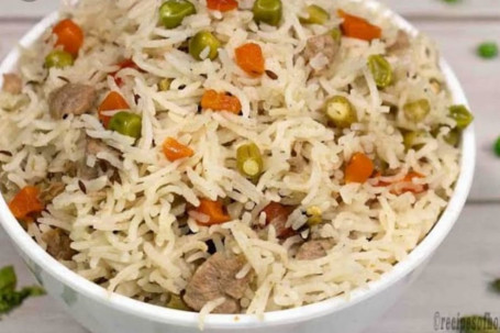 Veg Pulao With Gravy Or Raita