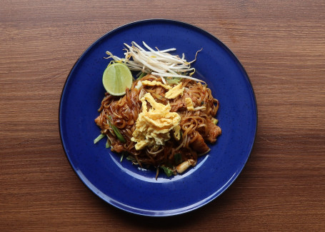 Chicken Pad Mee Korat (Thainortheastern Style Spicynoodle