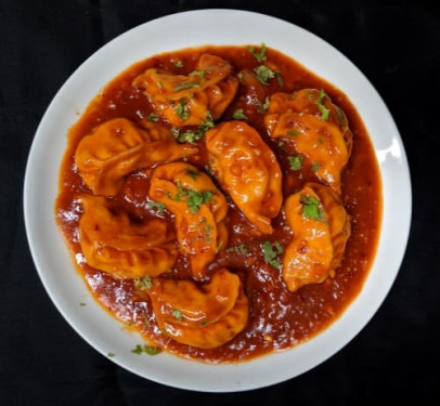 Chicken Hot Garlic Gravy Momos