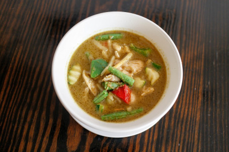 Gaengkeaw Wan (Green Curry) (Medium Hot