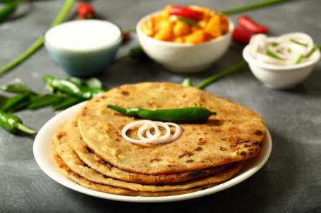 Aloo Paratha [1 Piece] Pickle