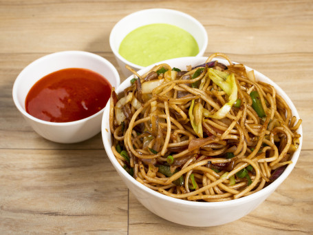 Chicken Egg Chowmein (3 Egg)