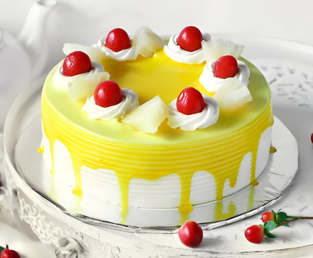 Eggless Pineapple Cream Cake (1/2 Kg)