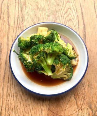 Stir Fried Broccoli Oyster Sauce