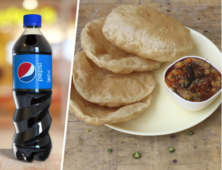 Aloo Sabji 4 Poori Pickle Sooji Ka Halwa Pepsi (750 Ml)