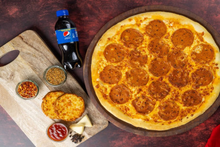 Fiery Mexican Pizza With Fiery Garlic Bread [4 Pieces] Pepsi 500Ml)