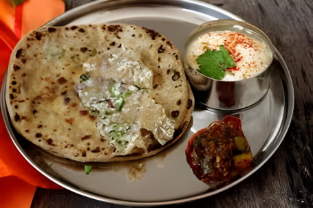 2Pc Paneer Pyaz Paratha With Dahi