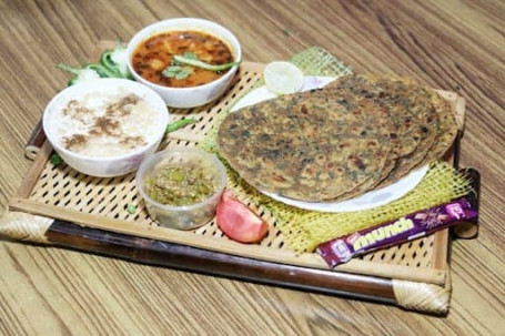 Special Gujarati Besan Methi Thepla Thali