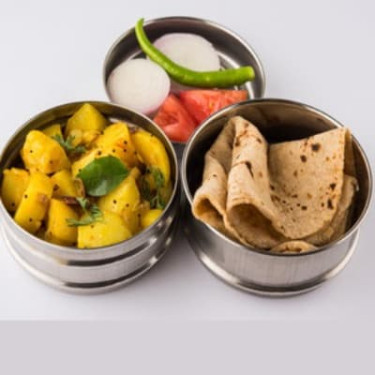 Mix Veg Dry Monday Tiffin 4 Roti Plain