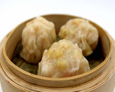 Steamed Prawn Sweetcorn Dumplings