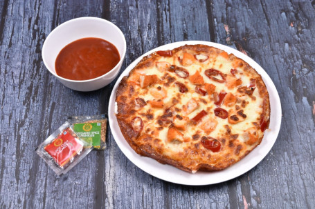 7 Regular Red Paprika, Roasted Chicken Extra Cheese Pizza (4 Slice)