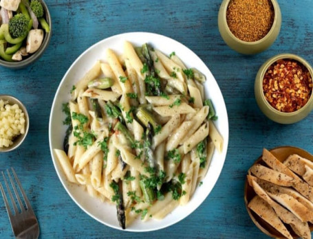 Penne White Pasta (Cheese And Herbs)