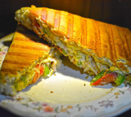 Crispy Paneer Tikki Sandwich