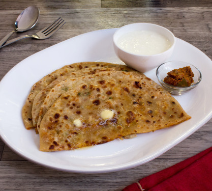 Panner Pyaz Paratha