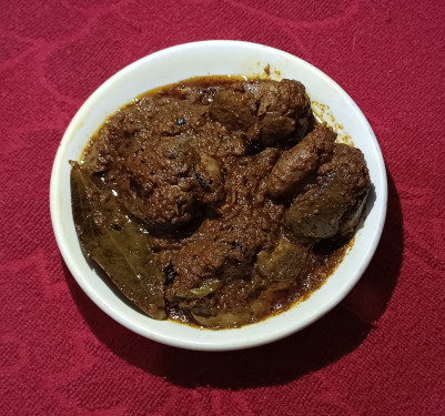 Punjabi Dhaba Style Tawa Chicken Lababdar