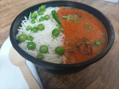 Nawabi Chicken Lababdar With Matar Pulao Rice (Mini)