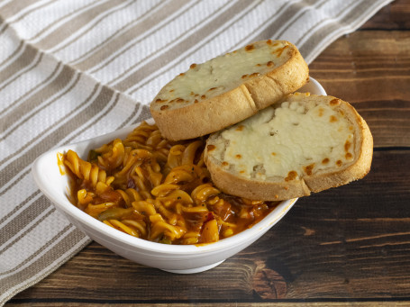 Veg Red Sauce Penne Pasta With Garlic Bread