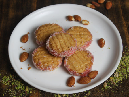 Creamy Rose Biscuit (450 Gm)