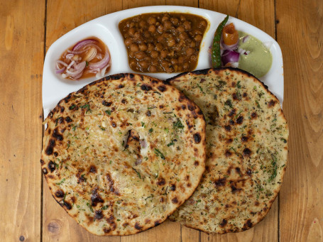 Special Dry Fruit Naan(1Pc)