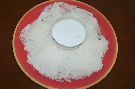 1Set Idiyappam Coconut Milk