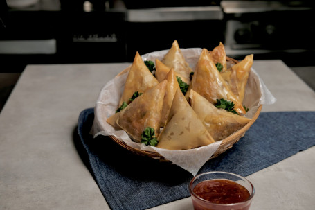 Samosa (4 Pcs) (Veg)