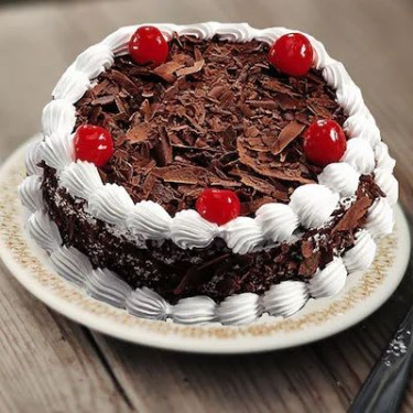 Black Forest Chips Cake(Eggless)